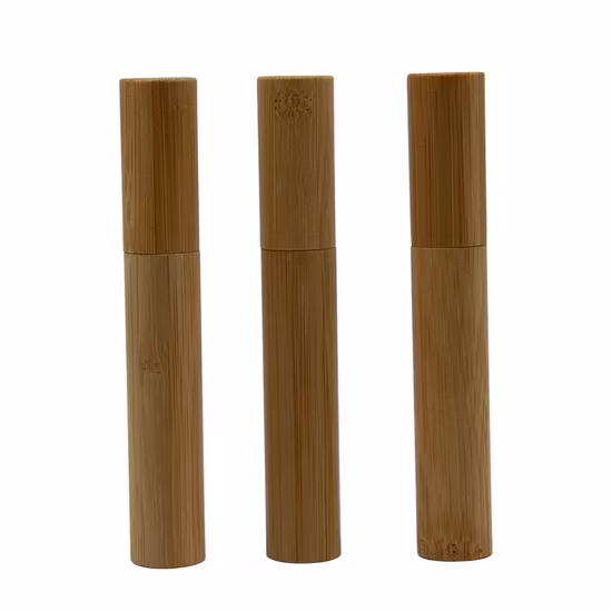 Conteneur de mascara de tube de mascara irrégulier lisse bien accueilli pour les jeunes